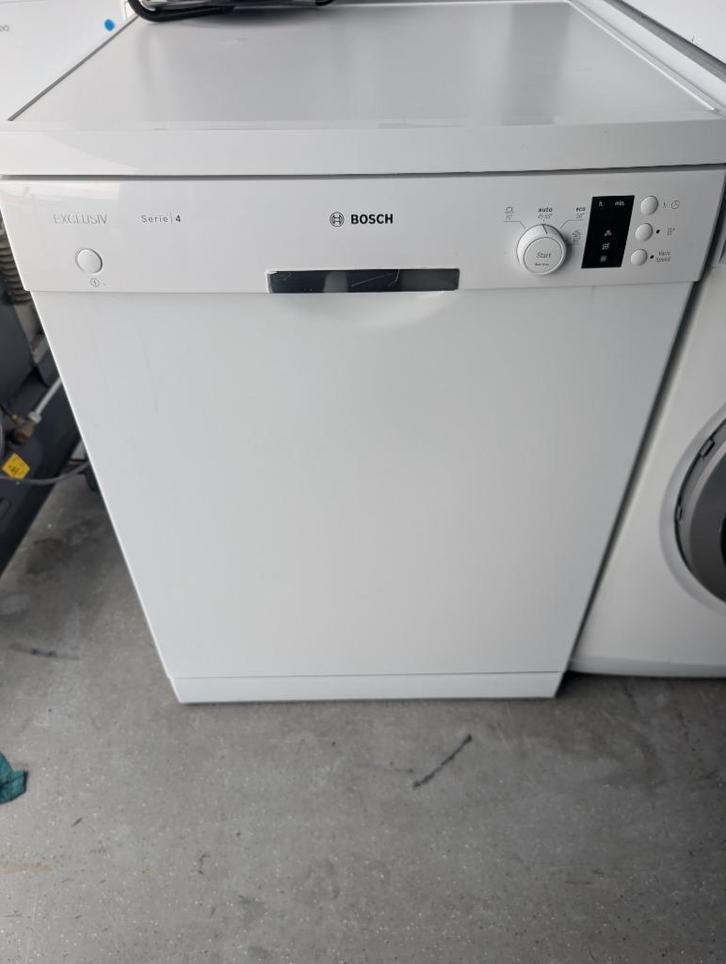 Degelijke Bosch Vrijstaande vaatwasser SMS80D02EU/46 Wit, Witgoed en Apparatuur, Vaatwasmachines, Refurbished, Vrijstaand, 85 tot 90 cm