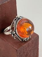 Zilveren Jugendstil ring met barnsteen, Ophalen of Verzenden, Zo goed als nieuw, 20 of groter, Zilver