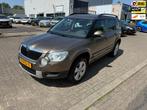 Skoda Yeti 1.2 TSI Tour, Navi Automaat, NAP Nette auto, Auto's, Skoda, Stof, Gebruikt, 4 cilinders, Bruin