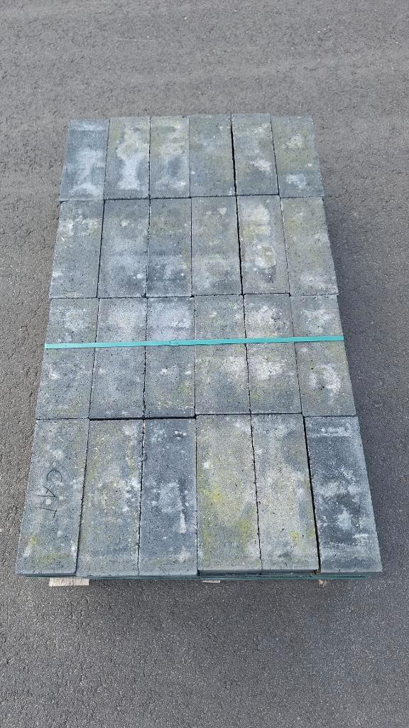 Restpartij Catrock 31x11,5x10cm, Antraciet, 24 stuks, Tuin en Terras, Bielzen en Borders, Nieuw, Blok, Beton, Minder dan 25 cm