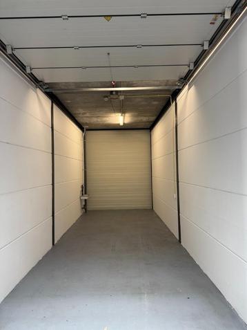 Ruime opslag / garagebox (32 m²) in Amsterdam (Zilvermijn) beschikbaar voor biedingen