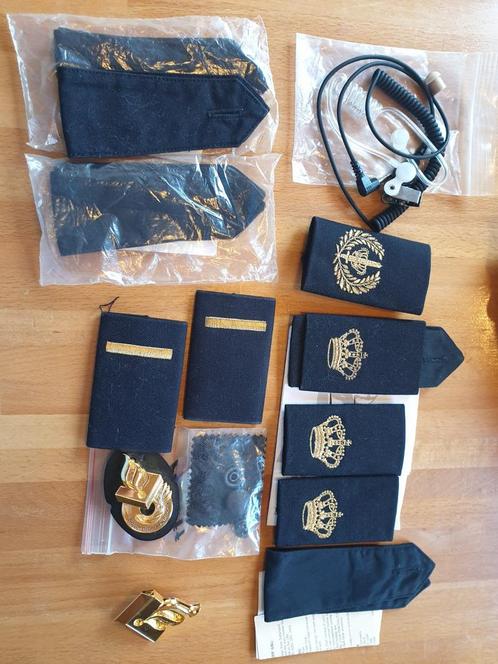 Politie rangen., Verzamelen, Militaria | Algemeen, Overige soorten, Embleem of Badge, Nederland, Ophalen of Verzenden