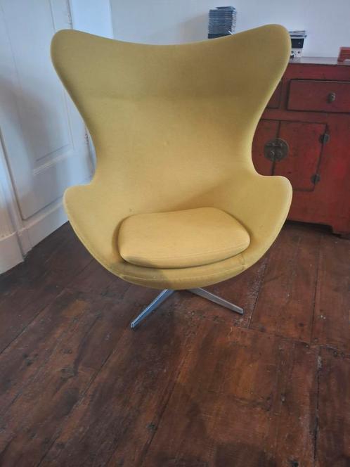 Egg chair, Huis en Inrichting, Fauteuils, Gebruikt, Stof, Ophalen