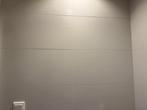 NIEUW in DOOS 6,5M2 lichtgrijze Wand Tegels aangeboden, Ophalen, 40 tot 60 cm, Nieuw, 5 tot 10 m²