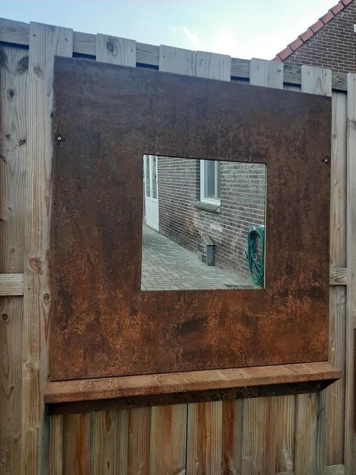 Decoratieve spiegels in roestlook, Huis en Inrichting, Woonaccessoires | Spiegels, Zo goed als nieuw, Vierkant, Ophalen