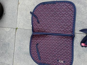 Dekje n-brands en oornetje maat cob beschikbaar voor biedingen