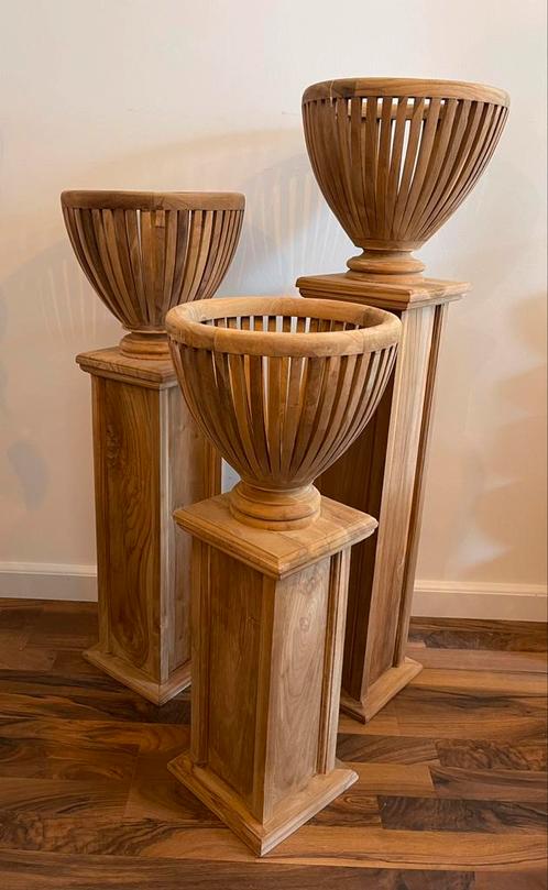 Teak-houten plantenbakken op pilaar - SET +/- 75/85/105cm, Antiek en Kunst, Kunst | Beelden en Houtsnijwerken, Ophalen