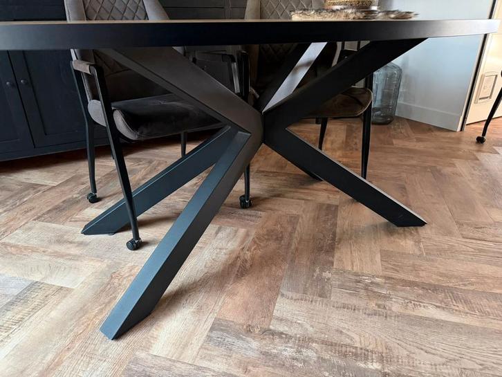 Eettafel Onderstel Spin Poot, Huis en Inrichting, Tafelonderdelen, Gebruikt, Tafelpoot, 200 cm of meer, Ovaal, Metaal, Ophalen