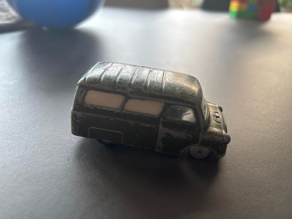 Corgi Bedford Utilecon Ambulance (1961-1963), Ophalen of Verzenden, Gebruikt, Auto