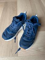 Blauwe Sketchers maat 32 - weinig gedragen, Ophalen of Verzenden, Zo goed als nieuw, Jongen, Sportschoenen