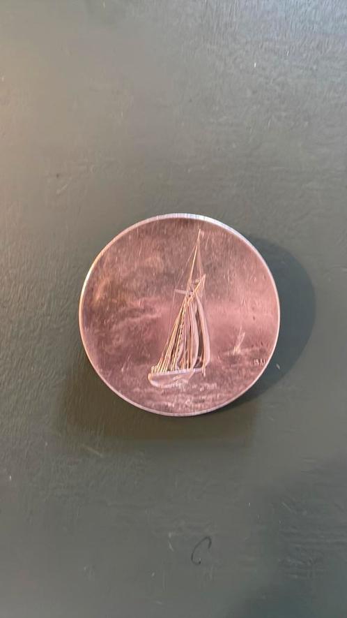Mooie oude verzilverde broche met schip, Antiek en Kunst, Antiek | Goud en Zilver, Zilver, Ophalen of Verzenden