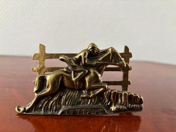 Vintage messing paard en jockey brievenrek.  beschikbaar voor biedingen