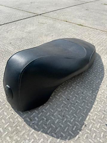 Als nieuw Kymco New Like zadel zwart beschikbaar voor biedingen