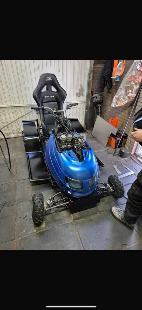 Race zitmaaier 600 cc, Tuin en Terras, Zitmaaiers, Zo goed als nieuw, Ophalen of Verzenden