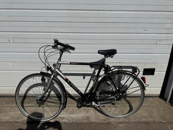 Nette tweedehands herenfiets beschikbaar voor biedingen