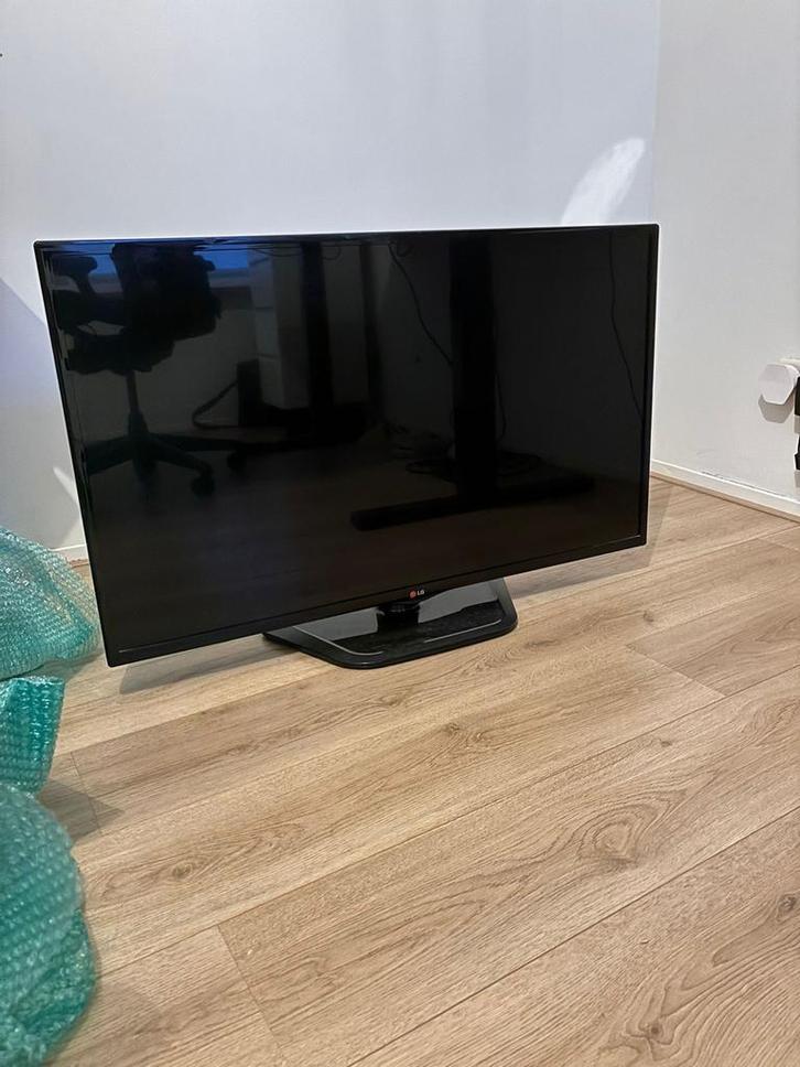 LG TV + Chromecast, Audio, Tv en Foto, Televisies, Gebruikt, LED, 100 cm of meer, Full HD (1080p), LG, 50 Hz, Ophalen