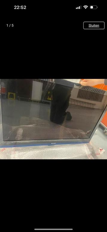 40 inch Sharp tv incl muurbeugel en stroomkabel beschikbaar voor biedingen