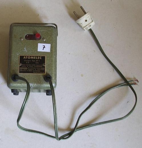 Trafo / transformator ATOMELEC Chargeur type AT-1, Hobby en Vrije tijd, Elektronica-componenten, Gebruikt, Verzenden