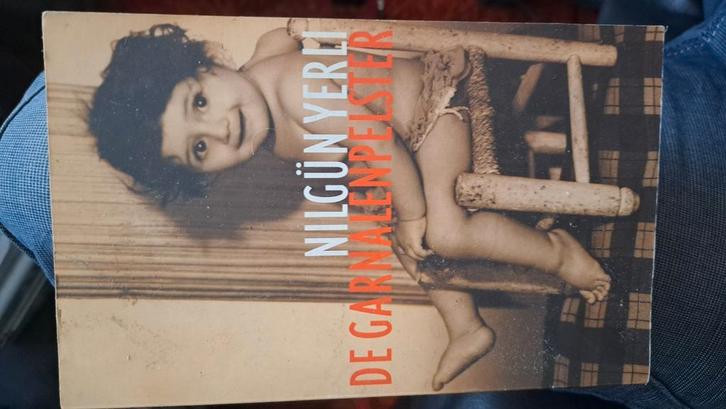 N. Yerli - De garnalenpelster, Boeken, Literatuur, Zo goed als nieuw, Nederland, Ophalen of Verzenden