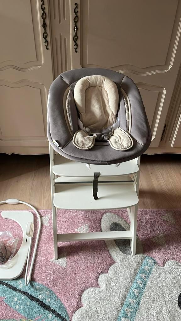 Hauck Alpha kinderstoel + Bouncer 2in1 Beige, Kinderen en Baby's, Kinderstoelen, Gebruikt, Meegroeistoel, Gordel(s), Ophalen of Verzenden