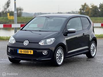 Volkswagen Up! 1.0 Black high up! BlueMotion beschikbaar voor biedingen