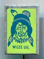 Wijze UIL blauw/groen op aluminium indiaan speldje( U_462 ), Verzenden, Nieuw, Figuurtje, Speldje of Pin