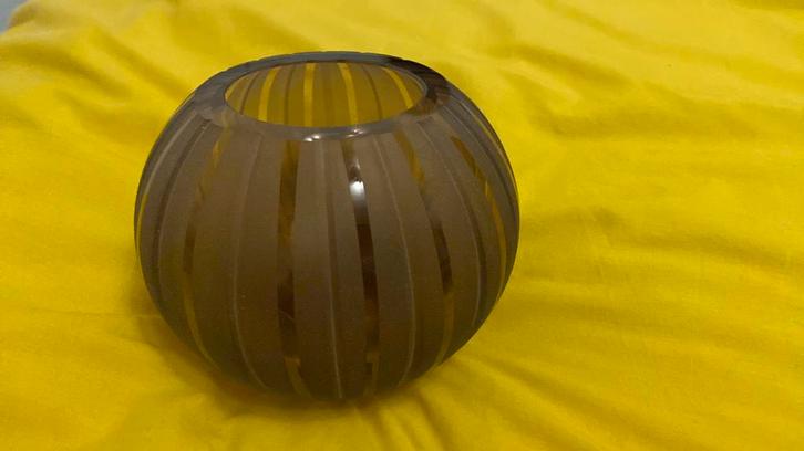 ZWARE BRUINE GLAZEN POMPOENVAAS., Huis en Inrichting, Woonaccessoires | Vazen, Gebruikt, Overige kleuren, Minder dan 50 cm, Glas