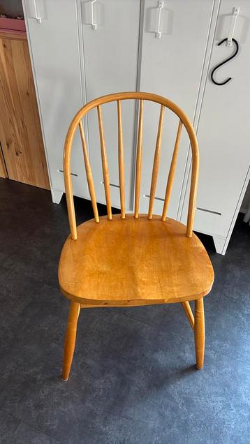 Spijlenstoel 2x (aparte verkoop mag ook)  beschikbaar voor biedingen