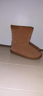 Uggs maat 41, Ophalen of Verzenden, Zo goed als nieuw, Zwart