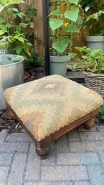 Leuk oud bohemian poefje, Ophalen, Gebruikt, Minder dan 50 cm, Rechthoekig