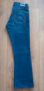 Tommy Hilfiger, neo flare, mt 27/32. In perfecte staat., Blauw, Ophalen of Verzenden, Zo goed als nieuw, W27 (confectie 34) of kleiner
