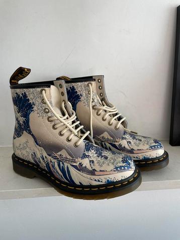 Dr. Martens Hokusai schoenen – maat 39 – goede staat beschikbaar voor biedingen