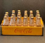 Antiek houten Coca Cola kratje glazen flesjes circa 1950, Verzamelen, Zo goed als nieuw, Verzenden