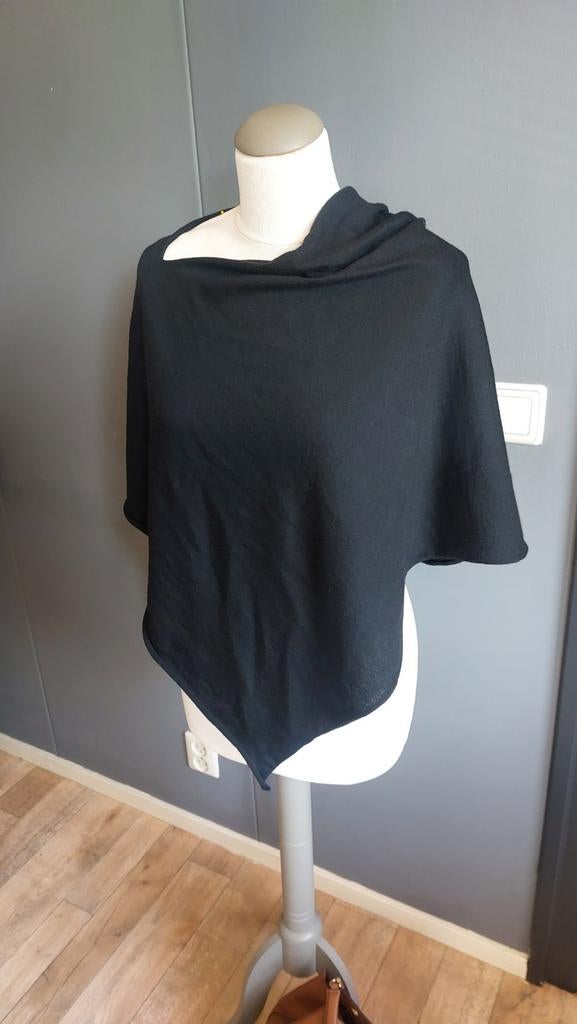 Zwarte Stola / Seberger, Kleding | Dames, Zwart, Maat 46/48 (XL) of groter, Ophalen of Verzenden, Zo goed als nieuw
