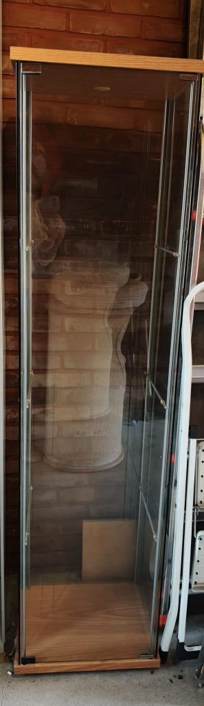 IKEA Detolf Vitrinekast, Huis en Inrichting, Kasten | Vitrinekasten, Gebruikt, 150 tot 200 cm, Minder dan 50 cm, 25 tot 50 cm