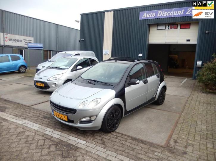 Smart Forfour 1.1 blackbasic AIRCO, Auto's, Smart, Bedrijf, Te koop, ForFour, ABS, Airbags, Airconditioning, Centrale vergrendeling