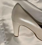 Trouwschoenen 38 bruidsschoenen 38 als nieuw, 3 uur gedragen, Pumps, Wit, Ophalen of Verzenden, Zo goed als nieuw