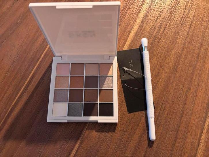 Nieuw! Skon Oogschaduw Palet + Brush, Sieraden, Tassen en Uiterlijk, Uiterlijk | Cosmetica en Make-up, Nieuw, Make-up, Ogen, Overige kleuren