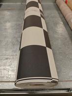 We hebben rol zwart wit geblokte tegel vinyl 200 cm breed