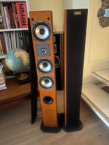 Quadral Ascent 850 "nieuw" 1 kast lichte schade beschikbaar voor biedingen