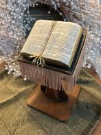 Bijbeltje op standaard, Antiek en Kunst, Ophalen