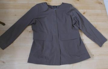 Mooi lang bruin jasje van Anna Scholz! 50 beschikbaar voor biedingen