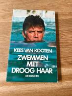 Boek Kees van Kooten Zwemmen met droog haar, Kees van Kooten, Ophalen of Verzenden, Zo goed als nieuw, Nederland