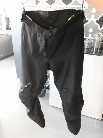Dames motorbroek 2XL, zie tekst Macna +2 paar handschoenen.  beschikbaar voor biedingen