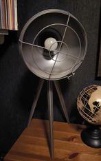 lamp staande lamp, Huis en Inrichting, Lampen | Tafellampen, 50 tot 75 cm, Ophalen of Verzenden, Zo goed als nieuw, Industriële