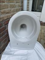 Geberit randloos hangend toilet met inbouwreservoir, Doe-het-zelf en Verbouw, Sanitair, Ophalen, Gebruikt, Steen, Toilet