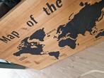 Wanddecoratie map of the world  hout, Huis en Inrichting, Ophalen of Verzenden, Zo goed als nieuw, 50 tot 75 cm, Schilderij