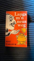 Langs m’n neus weg, Ophalen of Verzenden, Zo goed als nieuw, Moppen