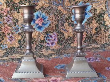 Mooi stel antieke koperen kandelaars uit Engeland 15,7 cm. beschikbaar voor biedingen