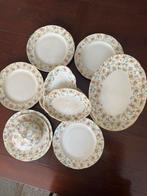 ONTBIJT SERVIES AARDEWERK HET HERT GOUDA, Antiek en Kunst, Antiek | Servies compleet, Ophalen of Verzenden